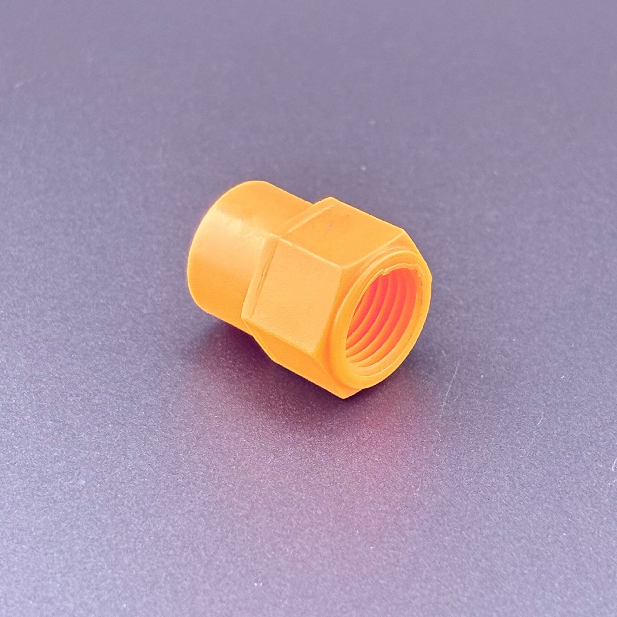 do montażu grzebienia - pomiędzy rurką powietrza, a grzebieniem